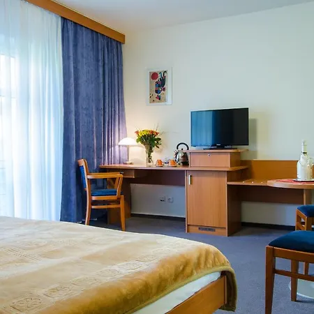 Inos Otel Prag