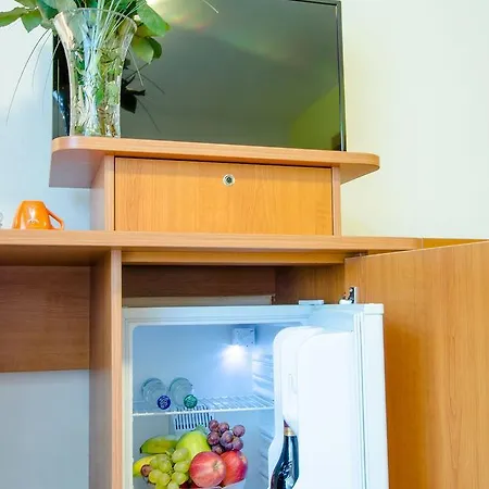 Inos Отель Прага